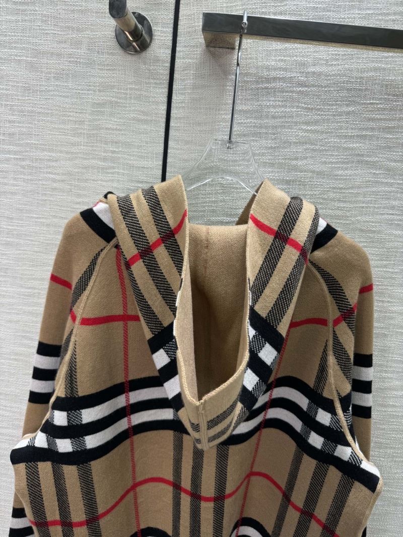 Burberry Sweaters